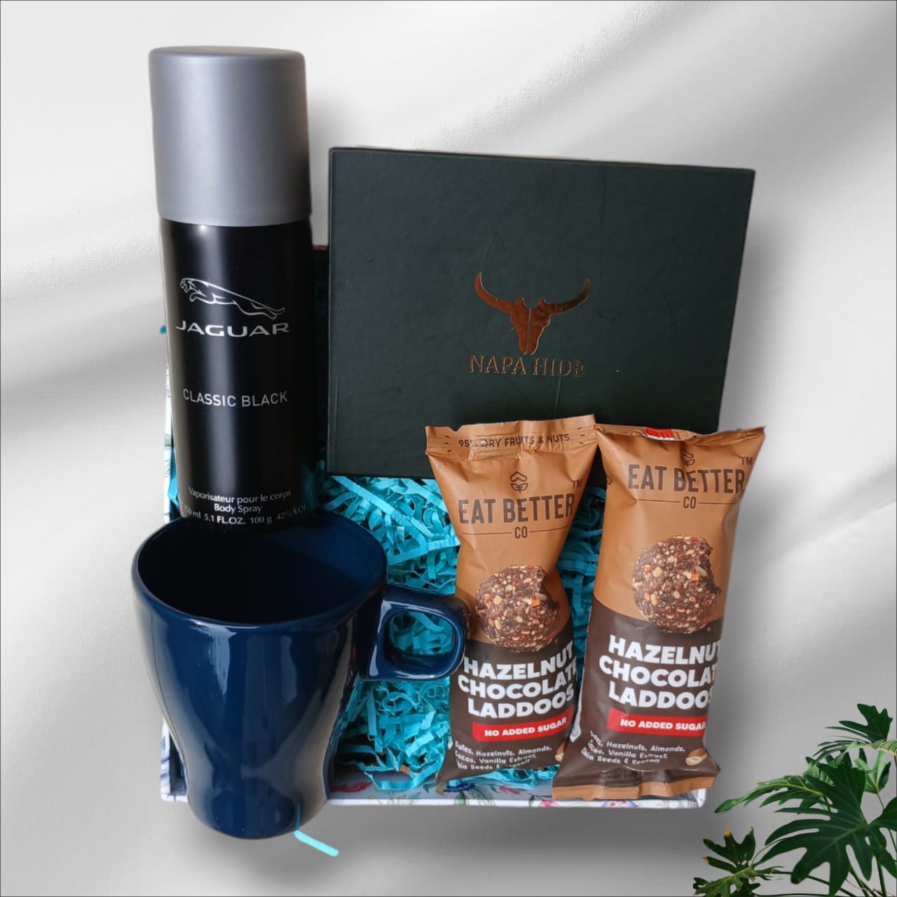 Classic gift box with Jaguar Deo, Wallet, Coffee Mug and two healthy snack packs